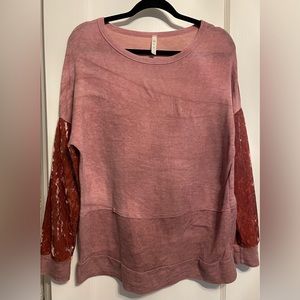 Boutique light sweatshirt